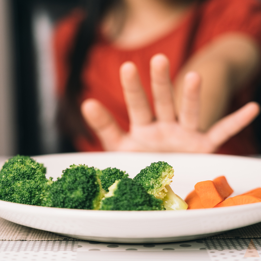 10 tips to encourage your kids to explore new foods!